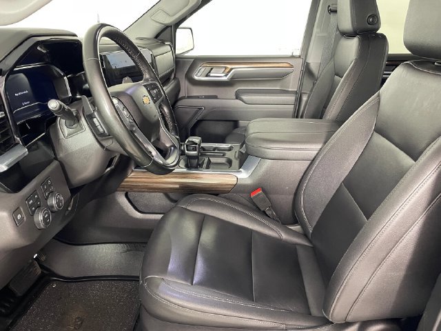 Used 2024 Chevrolet Silverado 1500 LT w/ All Star Edition Plus AWD/4WD image 2