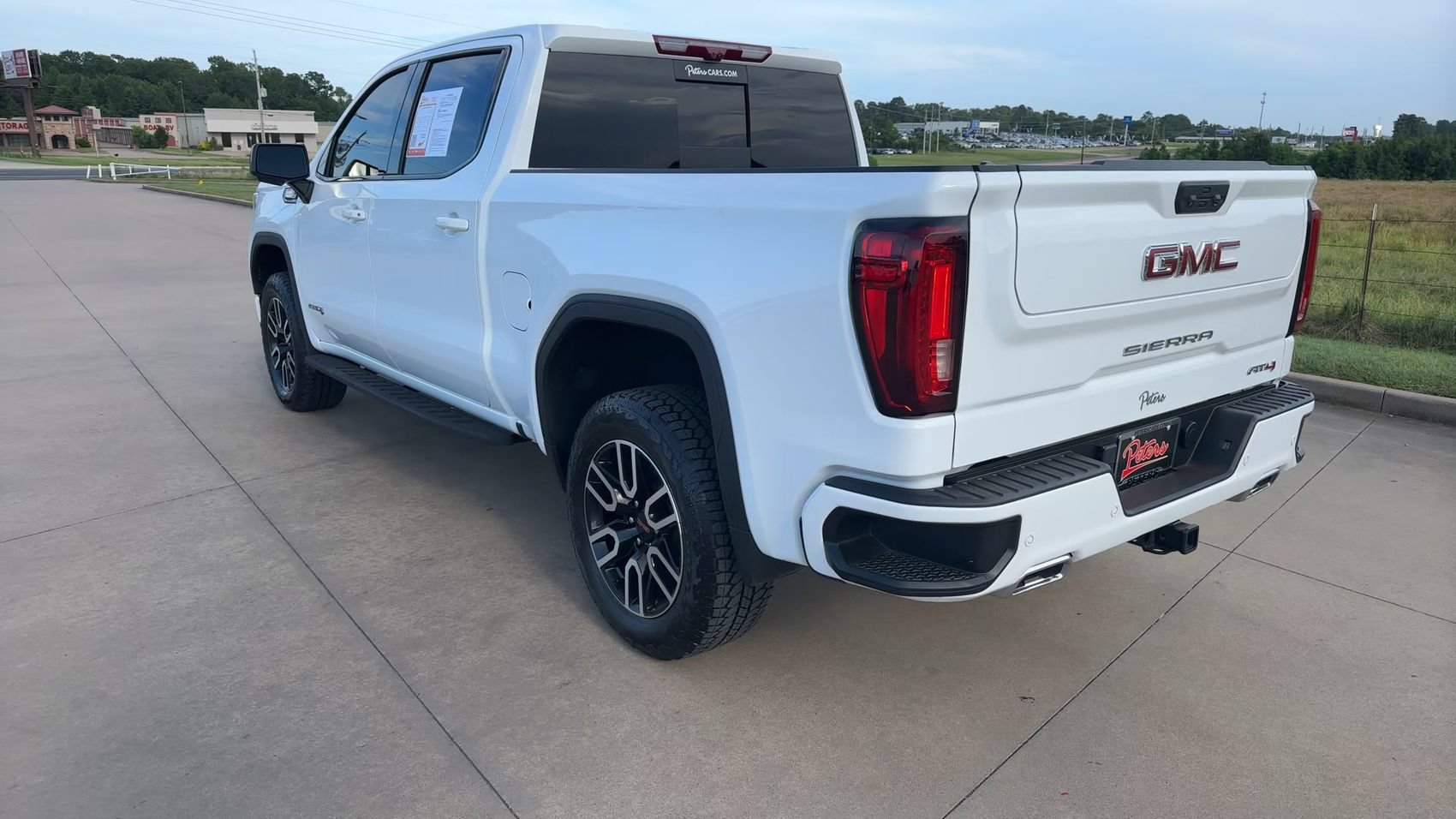 Used 2025 GMC Sierra 1500 AT4 w/ AT4 Premium Package AWD/4WD image 7