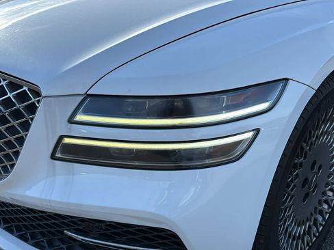 Used 2022 Genesis G80 2.5T w/ Advanced Package image 9