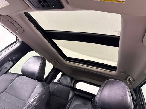 Used 2022 Mitsubishi Outlander SE image 20