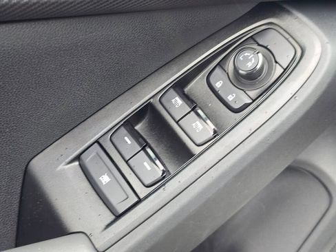 Certified 2025 Subaru Crosstrek 2.5i Sport w/ Crosstrek Mirror Package image 19