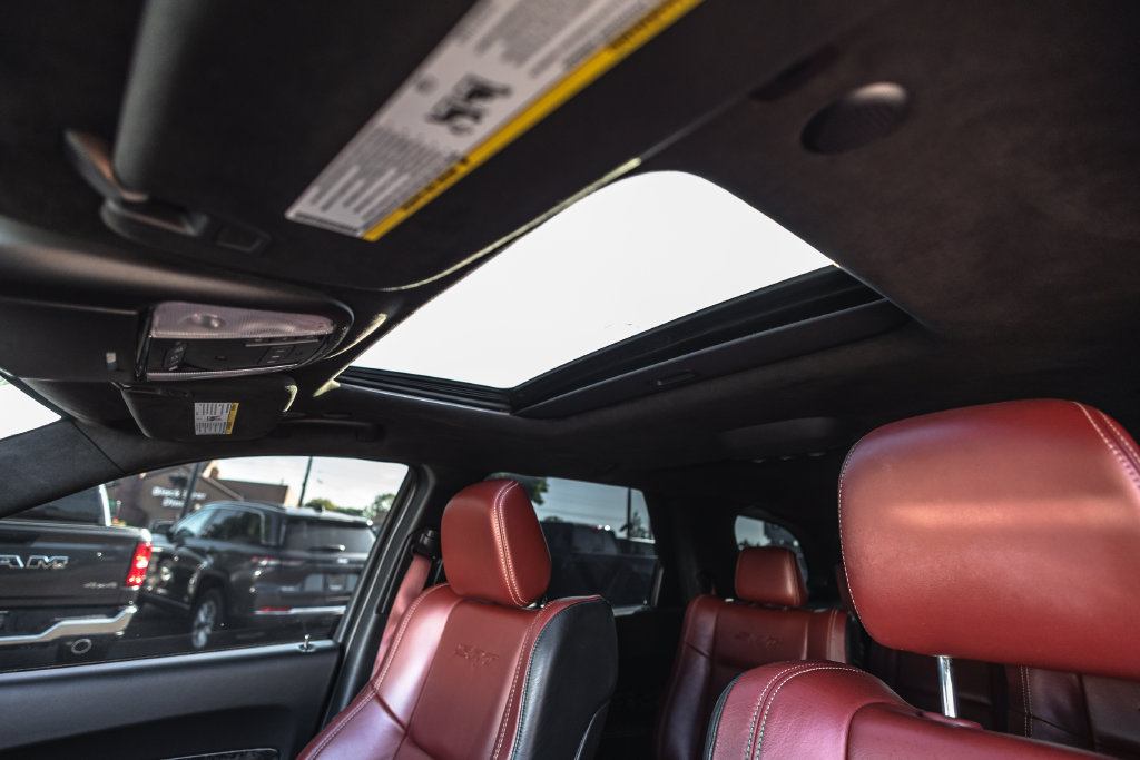 Used 2022 Dodge Durango SRT w/ SRT Interior Appearance Group AWD/4WD image 21