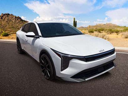 Certified 2025 Kia K4 EX