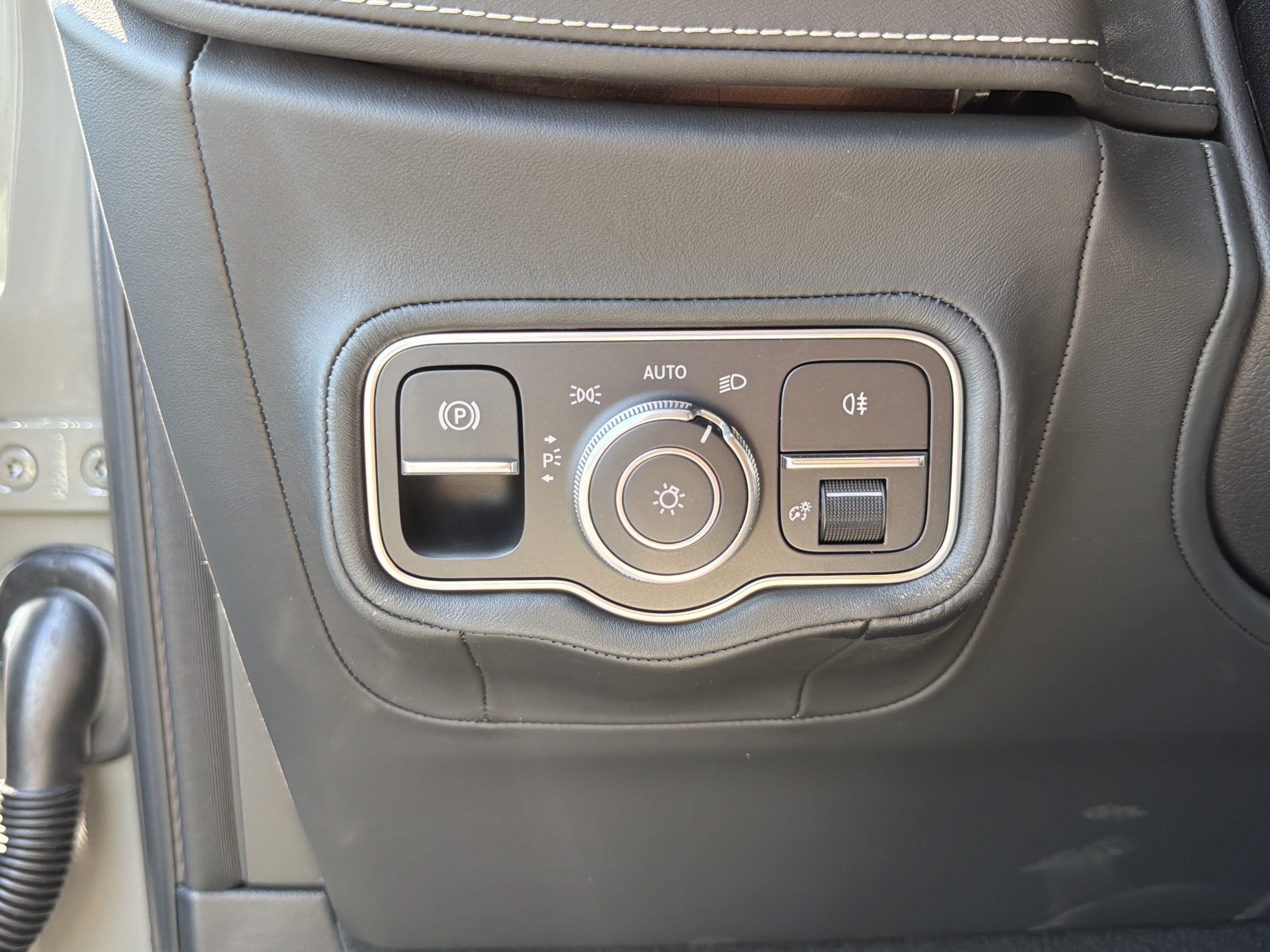 Used 2027 Mercedes-Benz G 63 AMG 4MATIC image 28