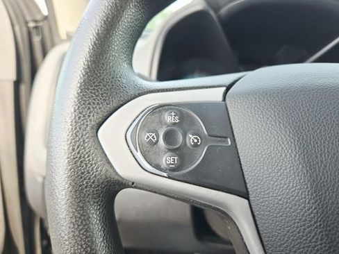 Used 2015 Chevrolet Colorado W/T w/ WT Convenience Package RWD image 17