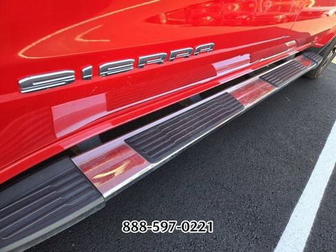 Used 2019 GMC Sierra 1500 SLT w/ SLT Premium Plus Package AWD/4WD image 8