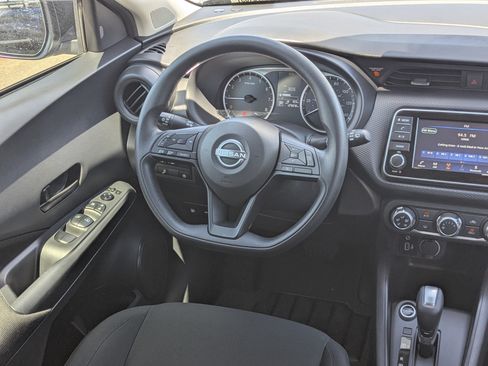 Used 2025 Nissan Kicks Play S FWD image 15