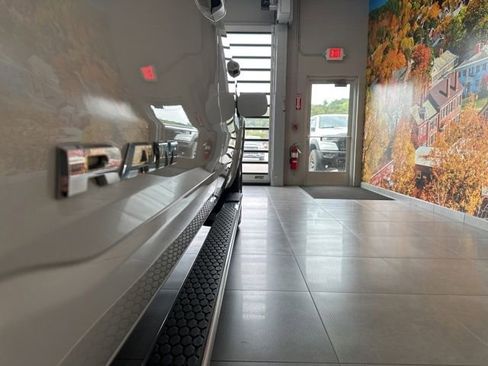 Used 2022 RAM 1500 Laramie image 16