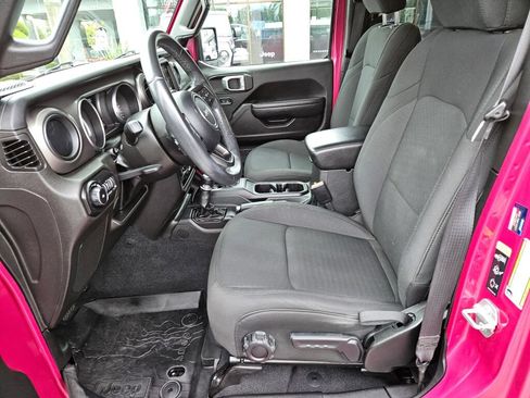 Used 2022 Jeep Wrangler Unlimited Sport AWD/4WD image 17