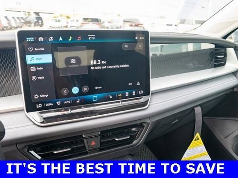 New 2025 Volkswagen Tiguan SE image 19