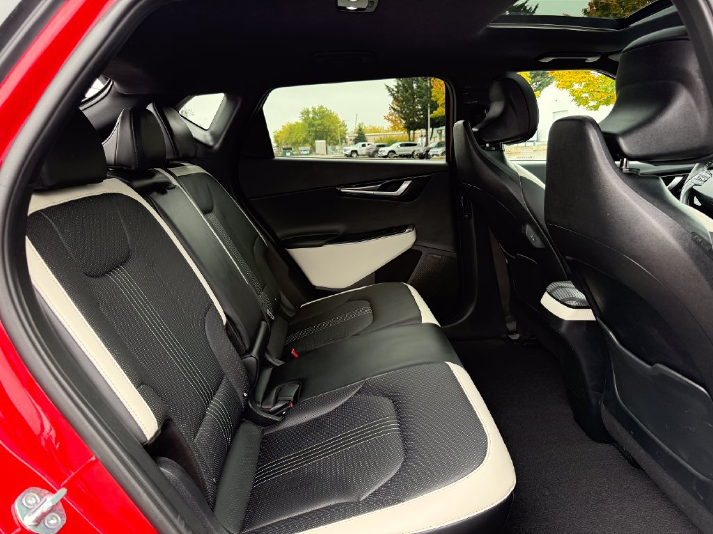 Certified 2023 Kia EV6 GT-Line AWD/4WD image 13