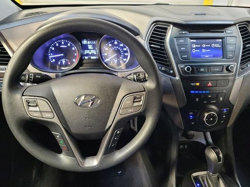 Used 2018 Hyundai Santa Fe Sport image 22