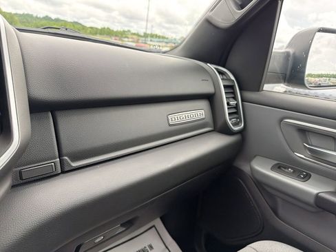 Used 2022 RAM 1500 Big Horn AWD/4WD image 24