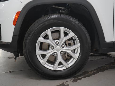 Used 2023 Jeep Grand Cherokee L Limited w/ Trailer Tow Group (B) AWD/4WD image 28