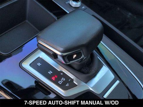 Used 2023 Audi Q5 2.0T Premium Plus w/ Premium Plus Package image 5