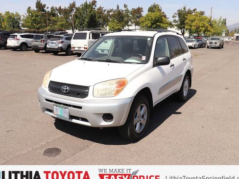 Used 2004 Toyota RAV4 4WD image 1