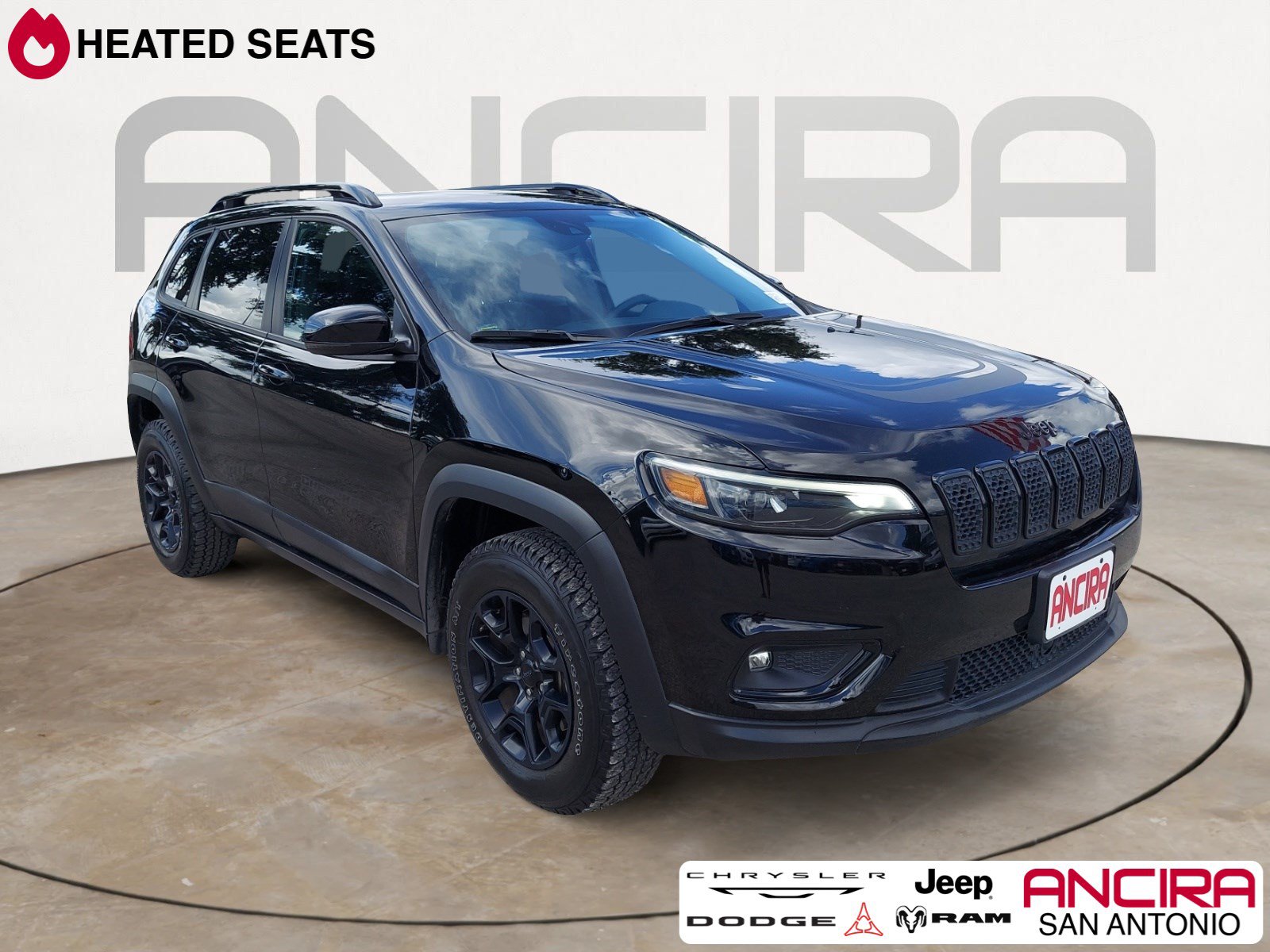 Used 2022 Jeep Cherokee Latitude AWD/4WD image 1