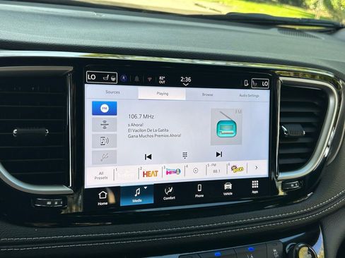 New 2026 Chrysler Pacifica Select w/ S Appearance Package image 49