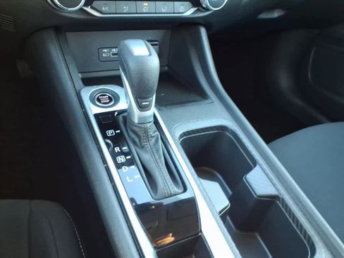 Certified 2023 Nissan Sentra SV image 19