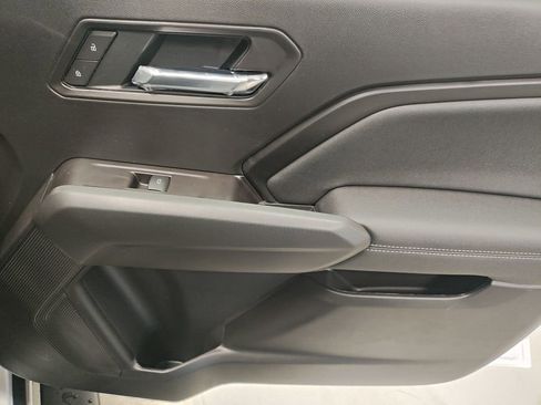 New 2026 GMC Canyon Elevation w/ Convenience Package image 9