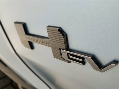 Used 2024 GMC Hummer EV 3X w/ Omega Edition image 16