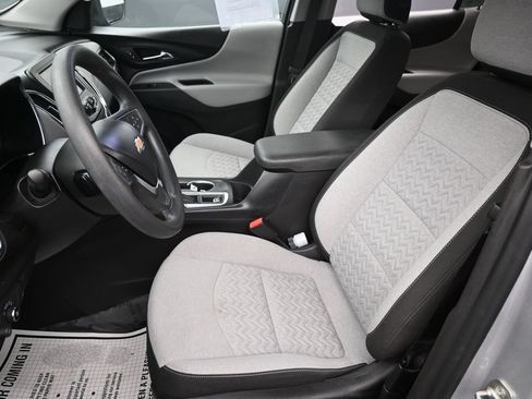 Used 2022 Chevrolet Equinox LT FWD image 14