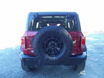 New 2026 Ford Bronco 4-Door w/ Sasquatch Package