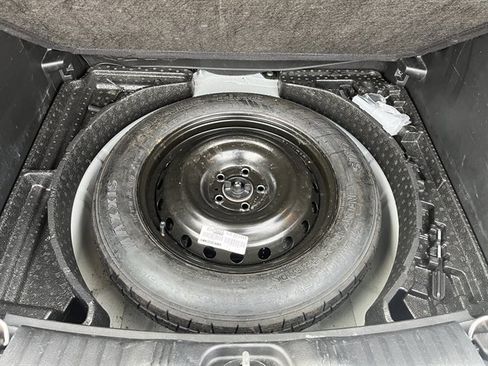 Used 2018 Jeep Compass Limited image 15