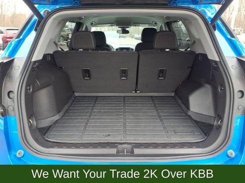 Used 2024 GMC Terrain SLE w/ Driver Convenience Package image 26