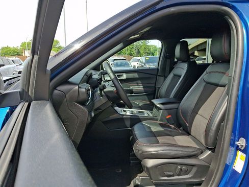 Certified 2023 Ford Explorer ST-Line AWD/4WD image 14