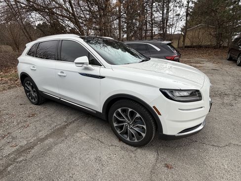 Used 2021 Lincoln Nautilus Reserve w/ Cargo Utility Package image 5