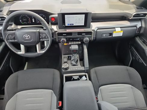 New 2026 Toyota 4Runner TRD Off-Road AWD/4WD image 15