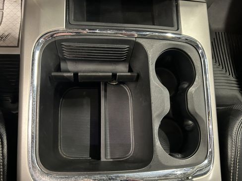 Used 2017 RAM 1500 Laramie image 31