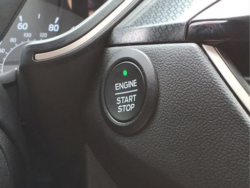 Used 2022 Ford Escape SEL w/ SEL Stealth AWD Package image 23