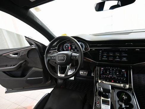 Used 2022 Audi SQ8 Prestige w/ Prestige Package image 28