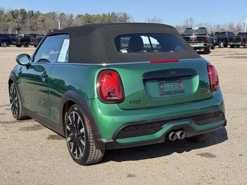 Used 2024 MINI Cooper S FWD image 6