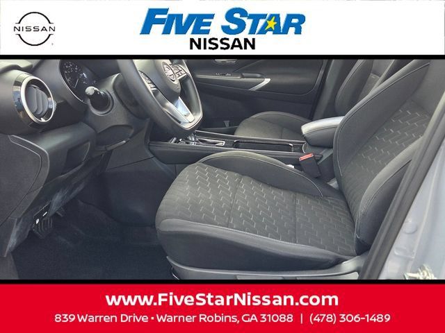 Used 2023 Nissan Kicks SV FWD image 5