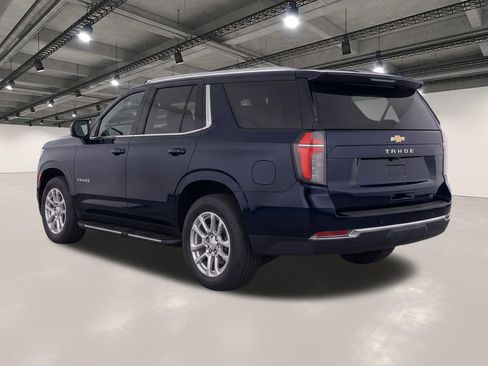 Used 2025 Chevrolet Tahoe LT RWD image 3