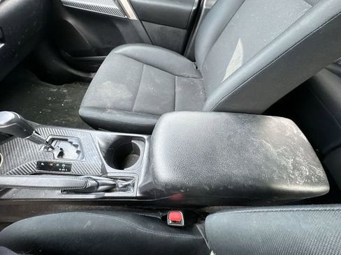 Used 2015 Toyota RAV4 LE image 25