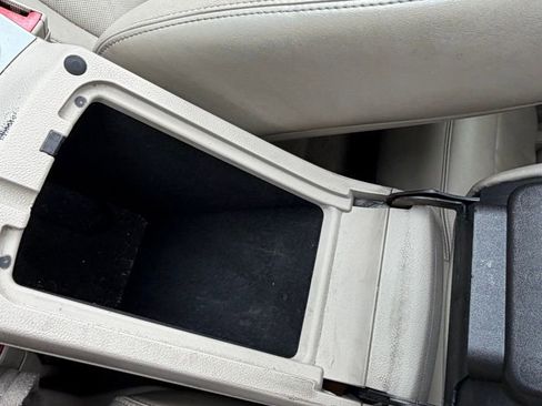 Used 2015 Cadillac SRX Luxury FWD image 19