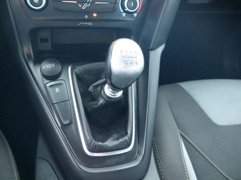 Used 2018 Ford Focus ST FWD image 20