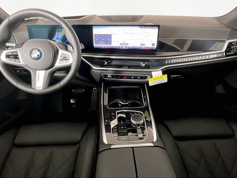 New 2026 BMW X7 xDrive40i w/ M Sport Package image 8