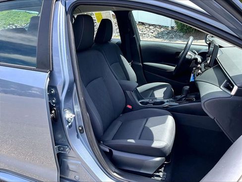 Used 2024 Toyota Corolla LE FWD image 11