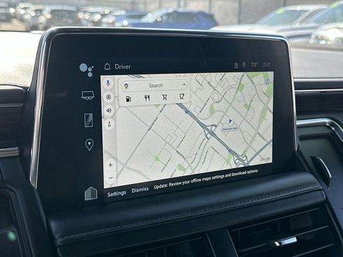 Used 2024 Chevrolet Suburban LT image 13