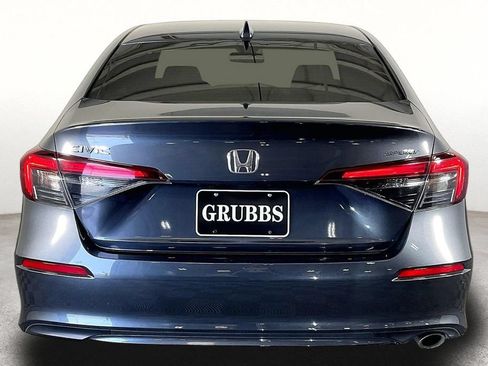 Used 2025 Honda Civic Sport image 6