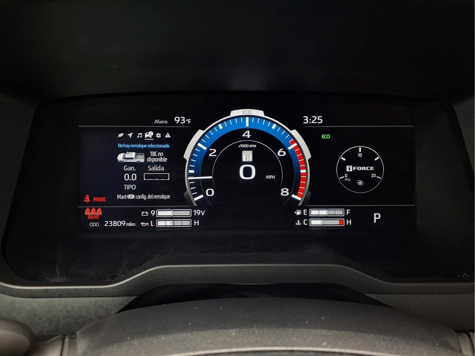 Used 2024 Toyota Tundra Limited w/ Power Package AWD/4WD image 15