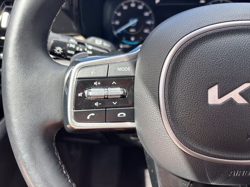 Used 2023 Kia Sorento SX Prestige AWD/4WD image 9