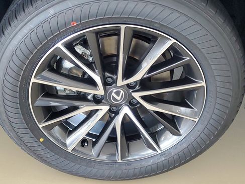 Used 2025 Lexus NX 250 NX 250 image 6