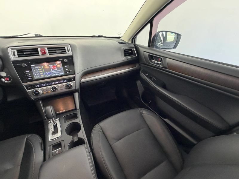 Used 2017 Subaru Outback 2.5i Limited AWD/4WD image 71