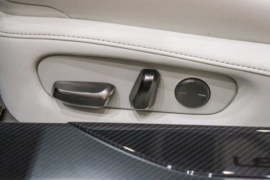 Used 2026 Lexus LC 500 Convertible w/ Bespoke Build Package RWD image 19
